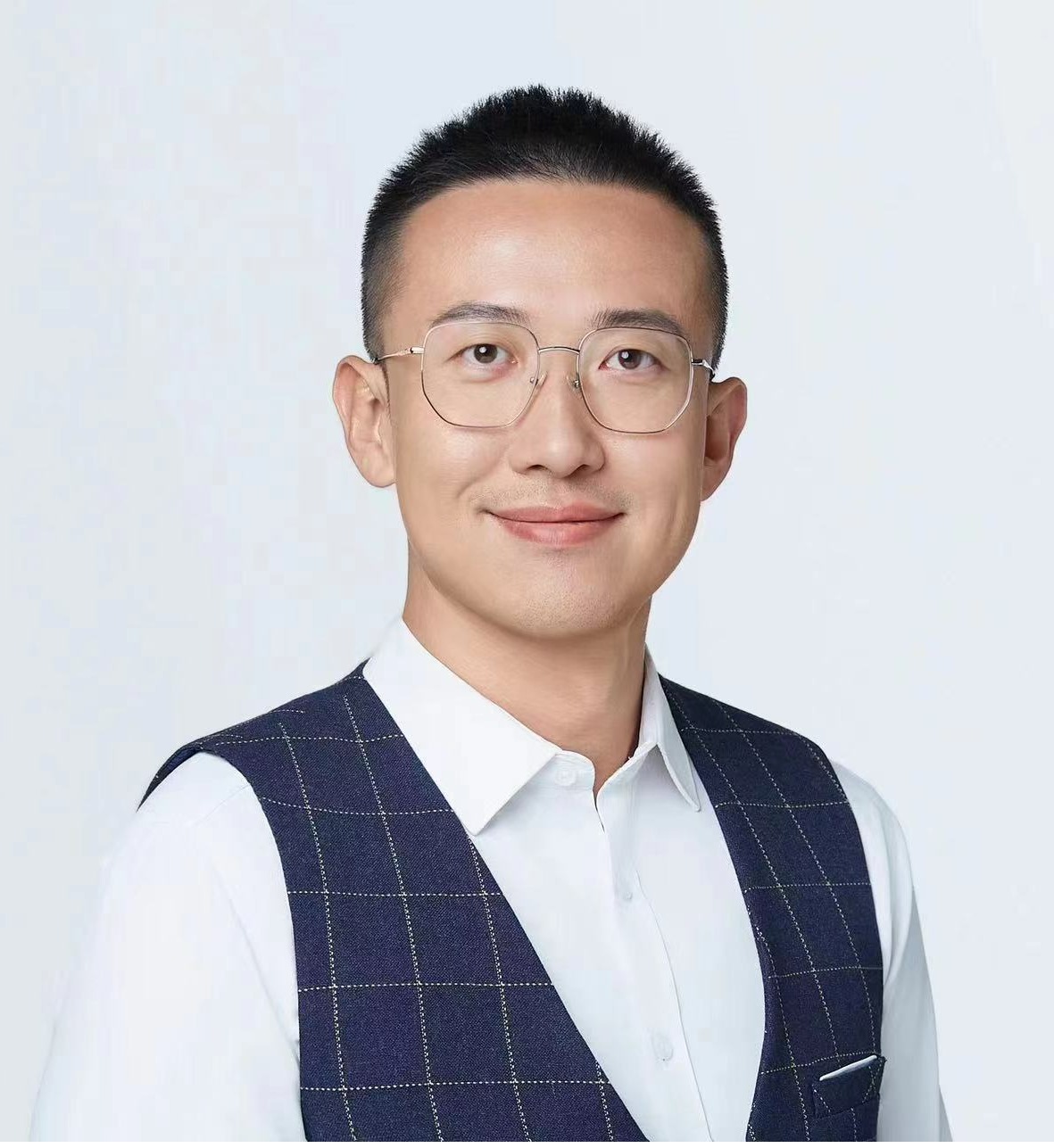 BB平台创新论坛第一千五百八十九讲：机器学习在材料模拟设计中的应用研究
