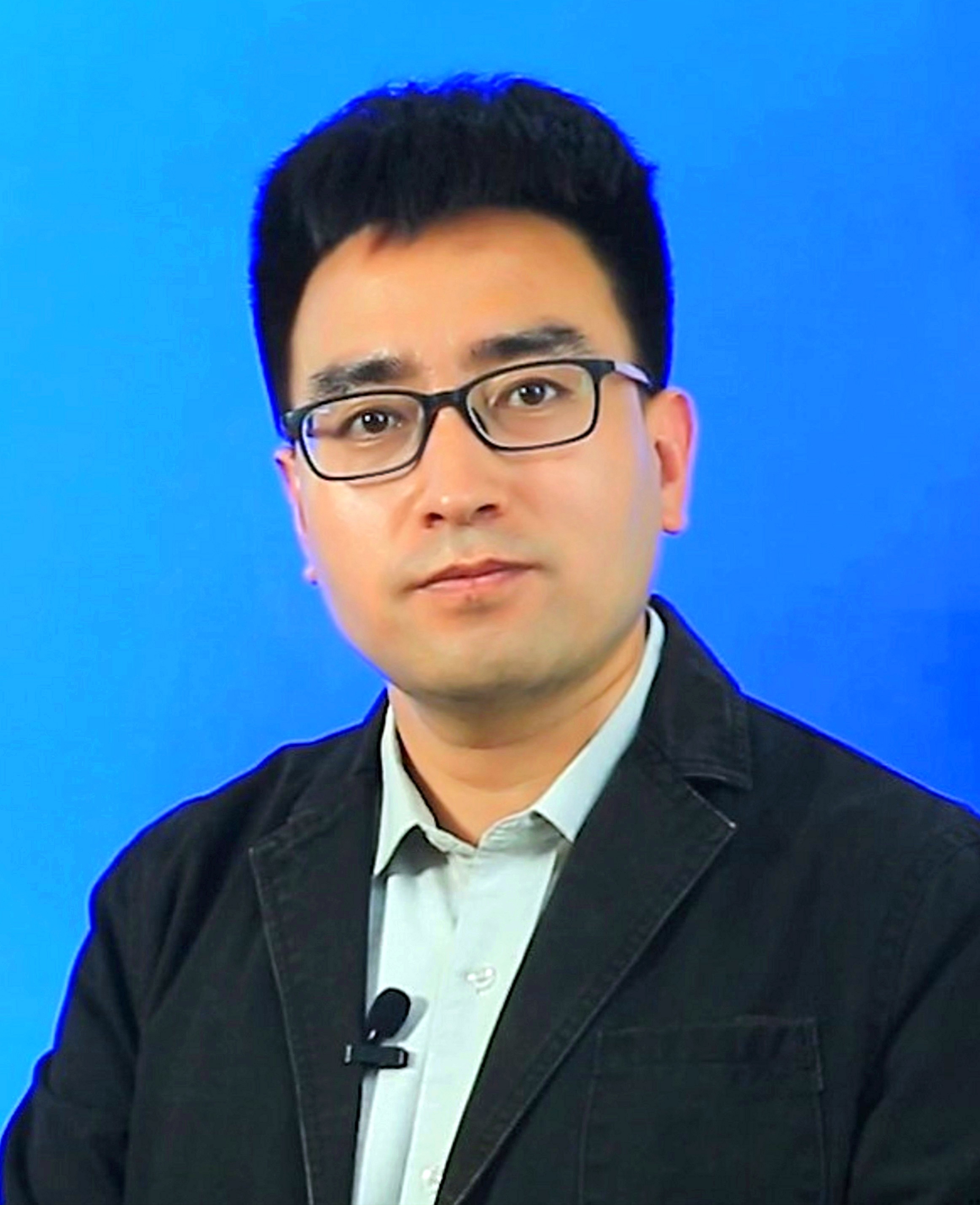 BB平台创新论坛第一千三百七十讲：基于超冷原子的Rosen-Zener-Stückelberg干涉和隧穿