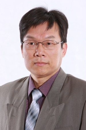 BB平台创新论坛第一千九百三十四讲：强场物理前沿